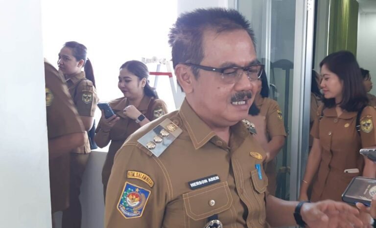 Herson B Aden Pj Bupati Gumas