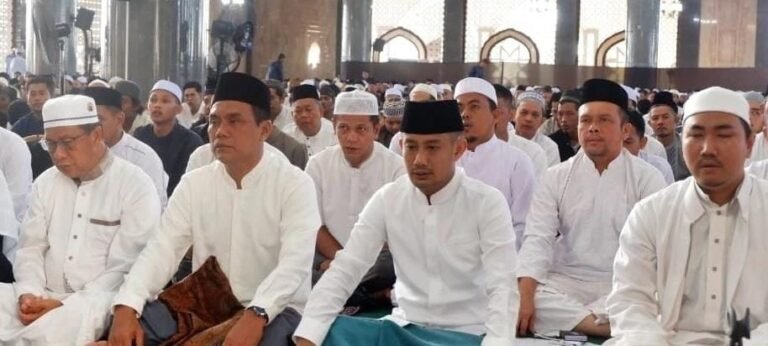 b5889951-cb88-44f0-a65d-562d238ca1f4