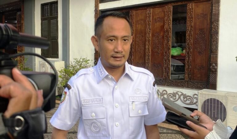 CREATOR: gd-jpeg v1.0 (using IJG JPEG v90), quality = 82