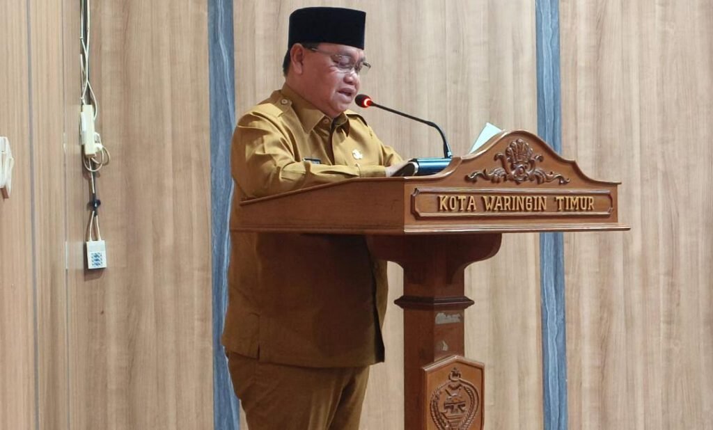 2108.Bupati Kotim Gerah Akibat Masih Banyak Warga Cuek dengan Kebersihan