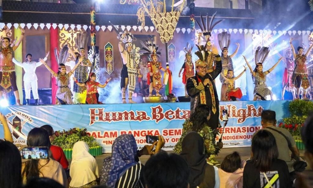 2408.Huma Betang Night Volume 11 Simbol Persatuan Dayak se-Borneo