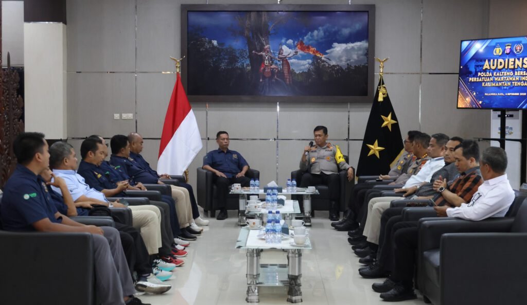 0409.Pers dan Polri Bersatu Menjaga Demokrasi di Bumi Tambun Bungai
