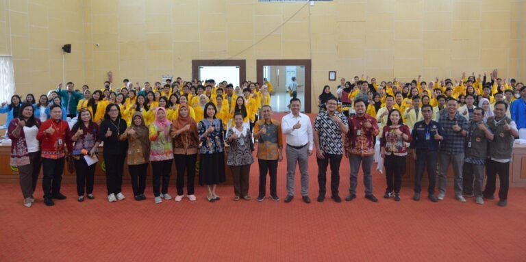 0409.UPR Sukses Gelar Seminar Nasional