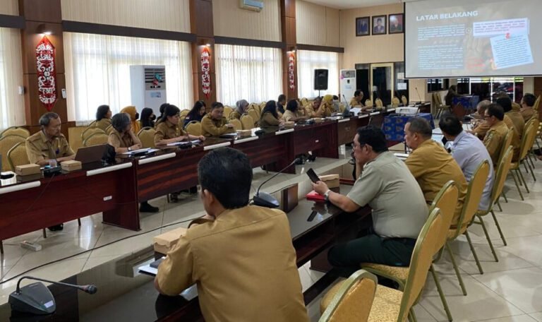 1009.Pemkab Kapuas Libatkan Tokoh Masyarakat Godok Raperda P4GN