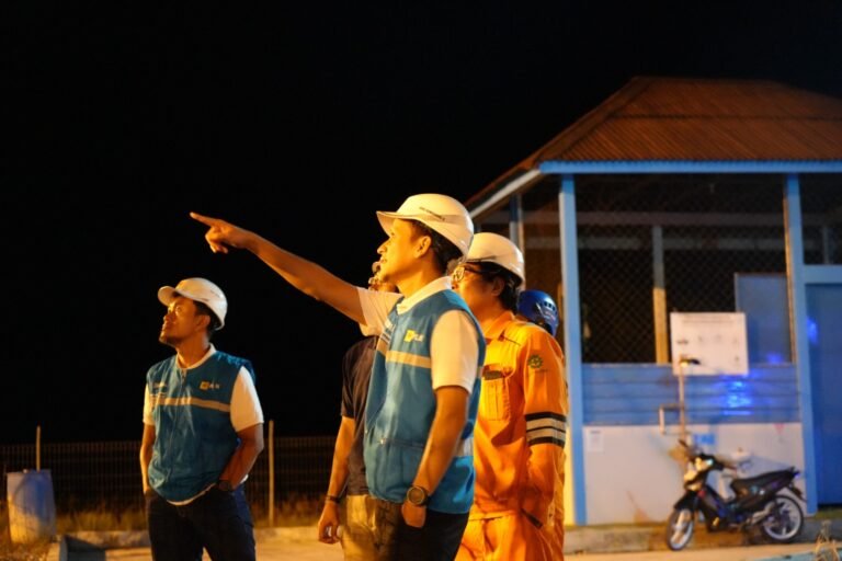 1809.Kisah Perjuangan 700 Km PLN di Hari Pelanggan Nasional, Menembus Medan Berat Demi Listrik Andal-1