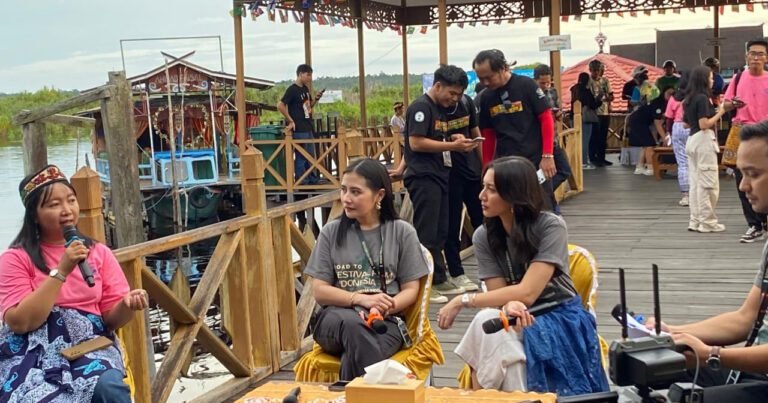 2009.FFI Goes to Kalimantan_ Festival Film Angkat Identitas Budaya di Palangka Raya