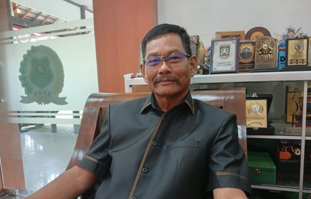 2109.Thosibae Limin Dukung Penuh Penataan Kota dan Pelebaran Jalan di Kapuas