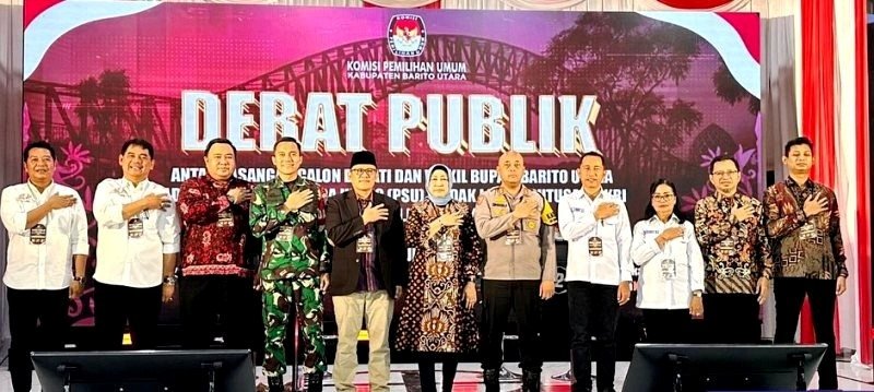 2607-Debat-Publik