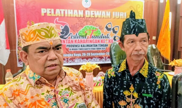 2709.Lestarikan Budaya dan Tanamkan Nilai Agama Hindu Kaharingan Lewat FTIK XII