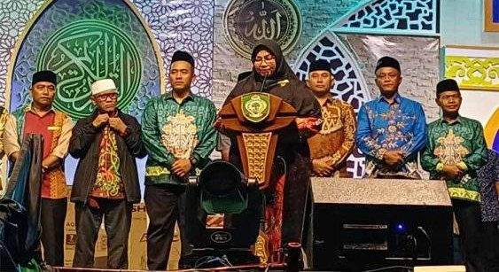 0210.Mentawa Baru Ketapang Juara Umum MTQ dan FSQ ke-56 Kotim