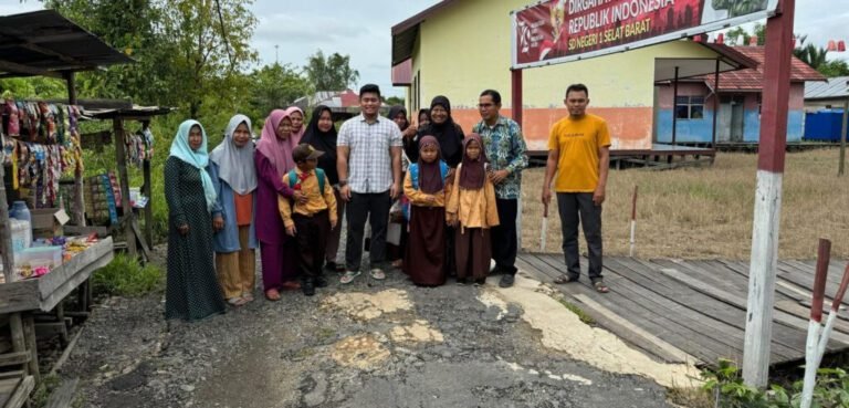 0510.Ketua Komisi IV DPRD Kapuas Apresiasi Perbaikan Jalan Garuda