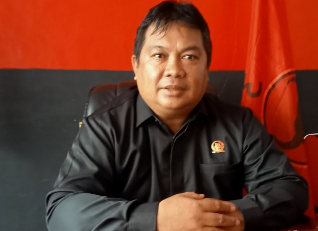 1210.Agustinus Gerung_ Renovasi Pasar Sanjaya Dorong Kebangkitan Ekonomi Lokal