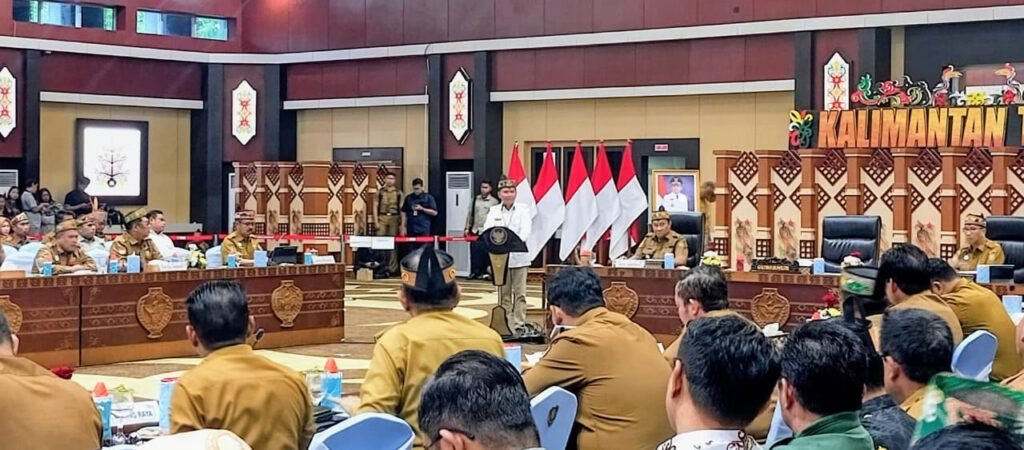 2010.Gubernur Kalteng Ultimatum Perusahaan Tak Taat Aturan