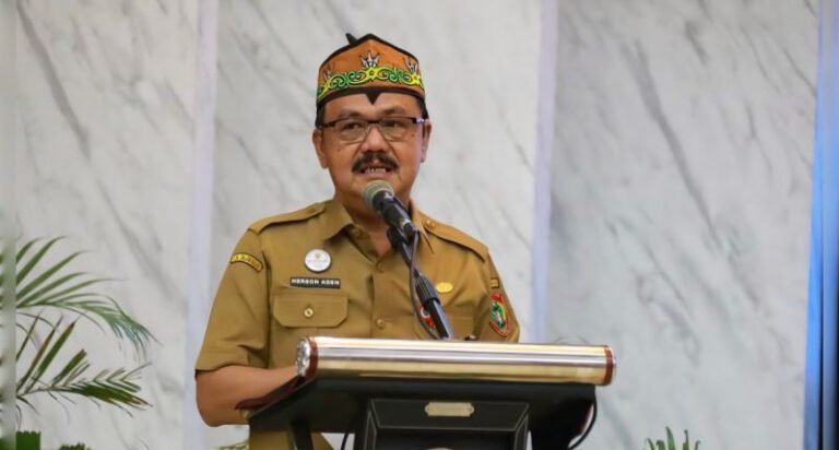 2710.Pemprov Kalteng Gelar Sekolah Lapang Iklim Hadapi Dampak Perubahan Iklim