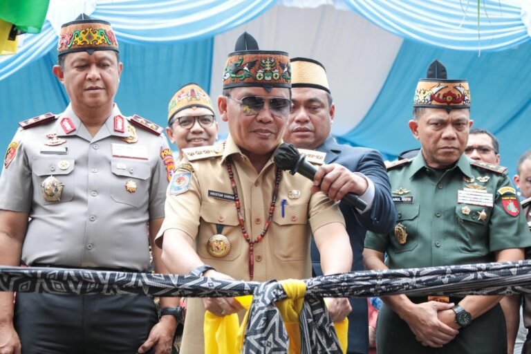 2910.Gubernur Kalteng Resmikan Digital Lounge Bank Kalteng