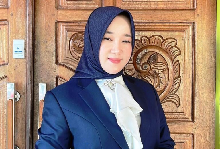 Anggota DPRD Murung Raya Lita Nofriana,