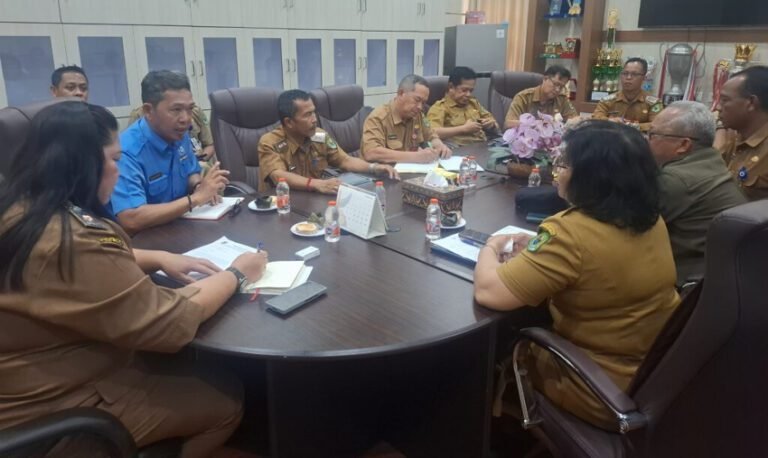 0511.Pemkab Kapuas Evaluasi Sistem Retribusi Pelayanan Persampahan