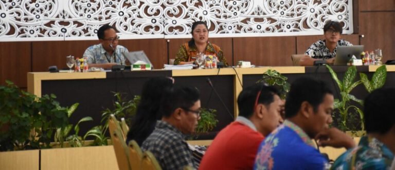 0711.Pemkab Kapuas Mantapkan Penyusunan Produk Unggulan Daerah