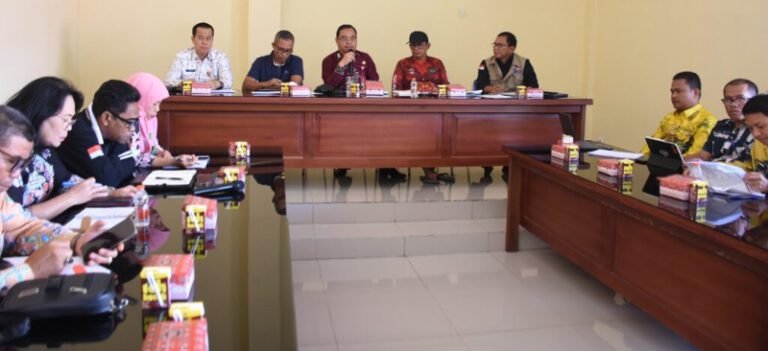 0811.Pemkab Kapuas Dorong Perusahaan Bangun Pos Pengendalian Karhutla