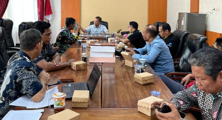 1001.Komisi III DPRD Kapuas dan Mitra Kerja Bahas Rencana Kerja