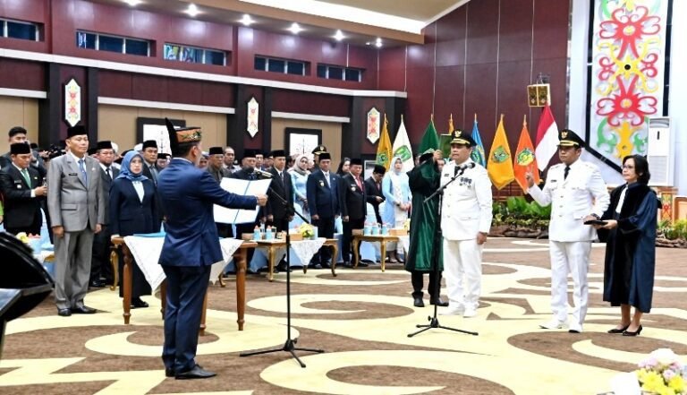 1110-Pelantikan-Shalahuddin