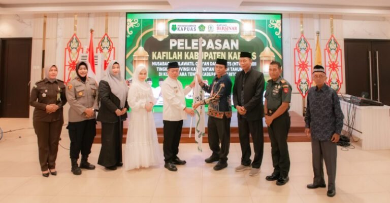 1211.Tampilkan Prestasi Terbaik di Tingkat Provinsi
