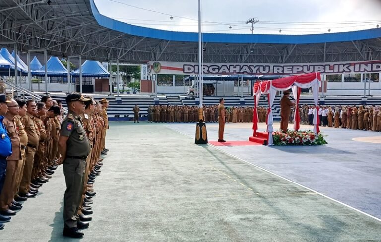 1410-Bupati-Shalahuddin