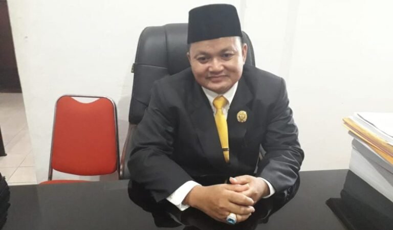 1511.Pemkab Kapuas Diminta Perkuat Sistem Penilaian PNS Berprestasi