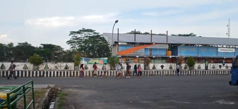 2406.Perlu Jalur Jogging di Stadion Panunjung Tarung