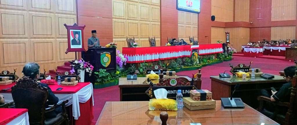 e94f02b5-6ae2-4eae-a9ee-4b3e2ac40951