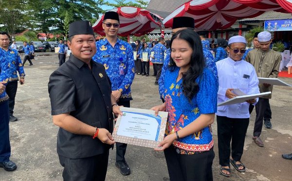 0712.DPRD Kapuas Apresiasi Prestasi MTQ dan Pesparani