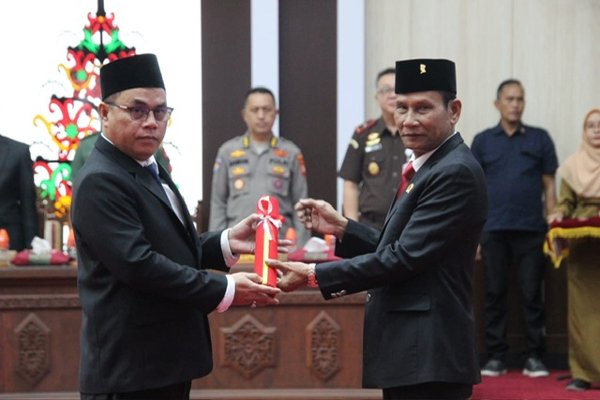 1511.Amonius Tuyum Gantikan Jimmy Carter