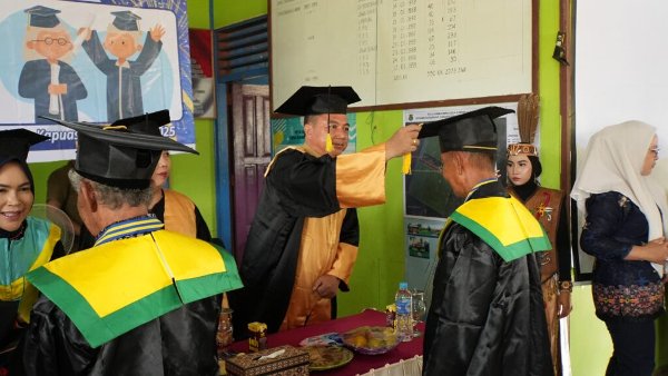 1512.Wabup Kapuas Dorong Lansia Tetap Produktif