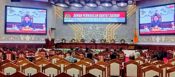 1401.DPRD Kalteng Tetapkan Pansus Pembahasan Tiga Raperda