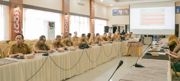 2001.Pemkab Kapuas Percepat Penyusunan Laporan PSN 2025