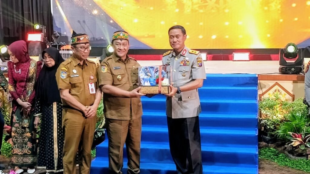 e0b053e2-a873-4da2-849a-94b77ebb32d8