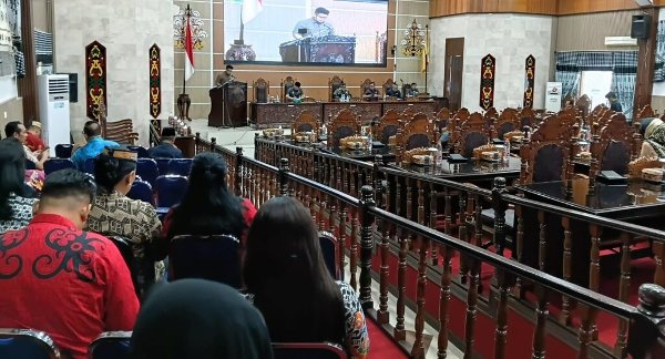 1302.DPRD Kapuas Sampaikan Hasil Reses, Pemda Diminta Susun Kebijakan Strategis