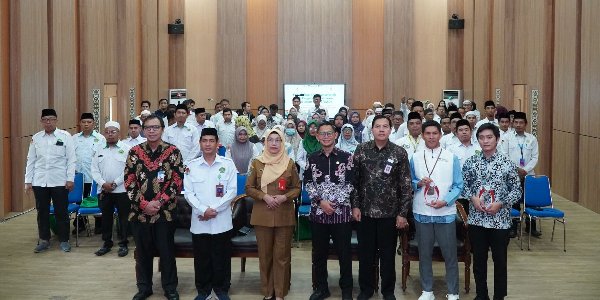 2502.OJK Kalteng Latih Penyuluh Agama Jadi Agen Edukasi Keuangan Syariah dan Anti Scam