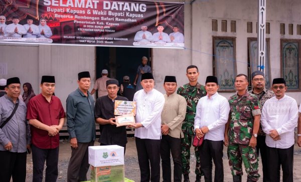 2602.Wabup Kapuas Salurkan Rp30 Juta untuk Korban Kebakaran di Buhut Jaya