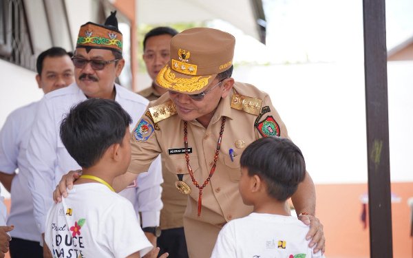 0903.Agustiar Sabran Hibahkan Lahan Pribadi untuk Sekolah Garuda di Kobar
