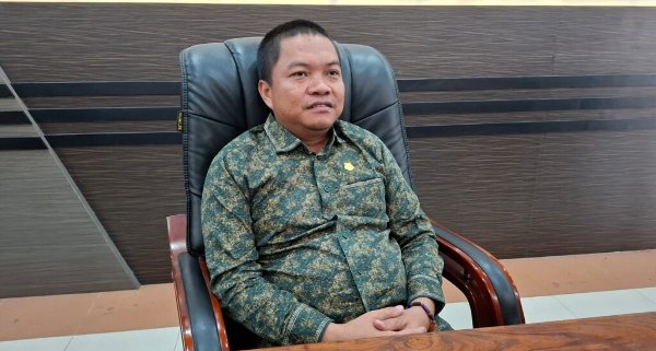 1103.DPRD Kapuas Ingatkan Perusahaan Bayar THR Tepat Waktu