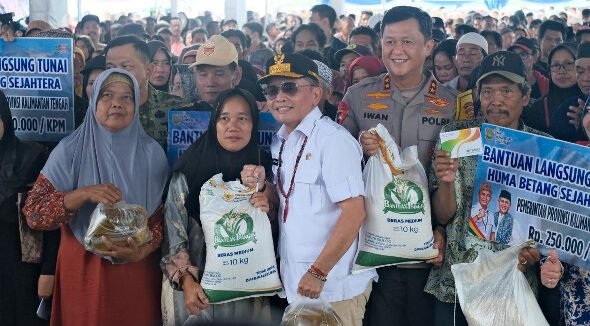 1603.Pemprov Kalteng Salurkan Ribuan Paket Bantuan Jelang Idulfitri dan Nyepi