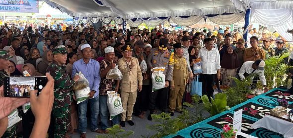 1703.Bantuan Pangan dari Presiden Mengalir ke Warga Kotim