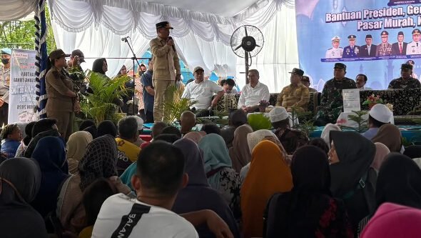 1703.Gubernur Kalteng Minta Warga Awasi Penyaluran Bansos