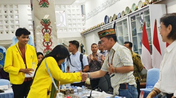 2903.Gubernur Kalteng Libatkan Mahasiswa Jadi Stafsus