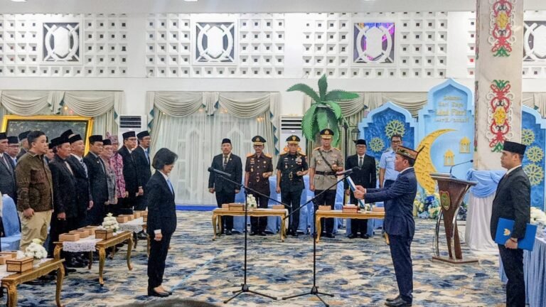 Pelantikan Sekda Kalteng