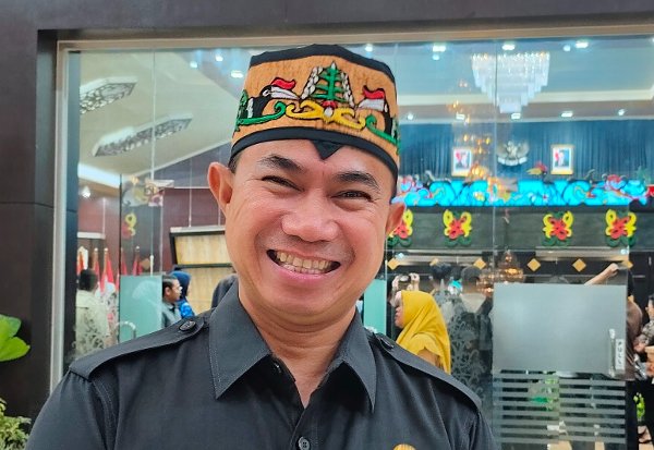 0204.DPRD Kalteng Tuntut Pj Sekda Optimalkan Kinerja Pemerintahan