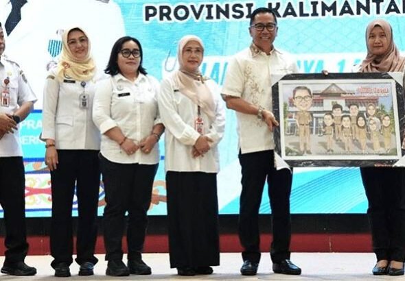 0304.Pemprov Kalteng Lepas Leonard S Ampung, Akhiri 35 Tahun Pengabdian