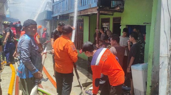 0504.Kebakaran Landa Kapuas dan Kotim, Rumah Warga Hangus dan Puluhan Jiwa Terdampak