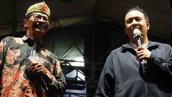 0604.Bazar Lamandau Vol